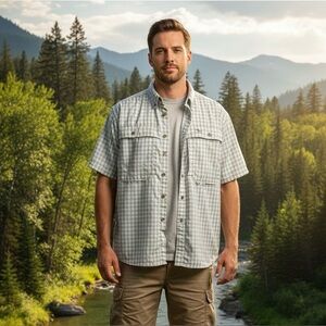 Drake Waterfowl FeatherLite Plaid Wingshooter‎ Shirt Men’s Small Vented S/S Fish